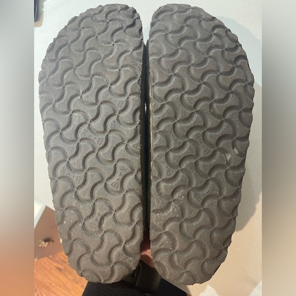 Birkenstock Arizona Taupe Leather Sandal - Picture 3 of 5